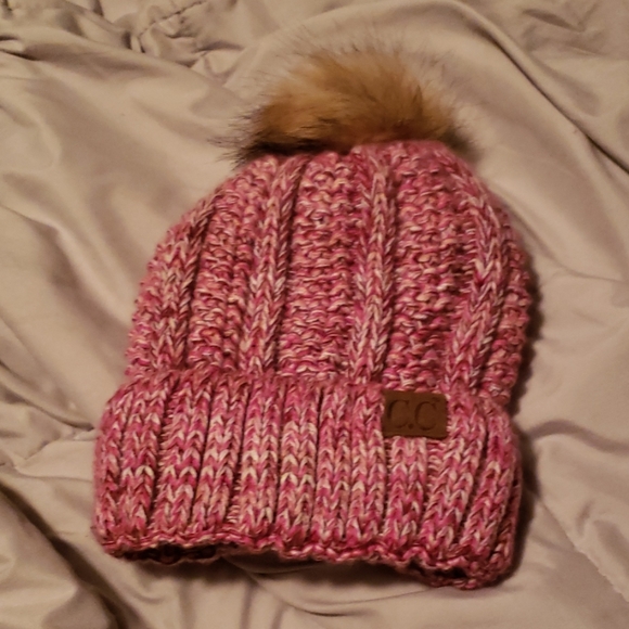 Winter hat - Picture 2 of 2